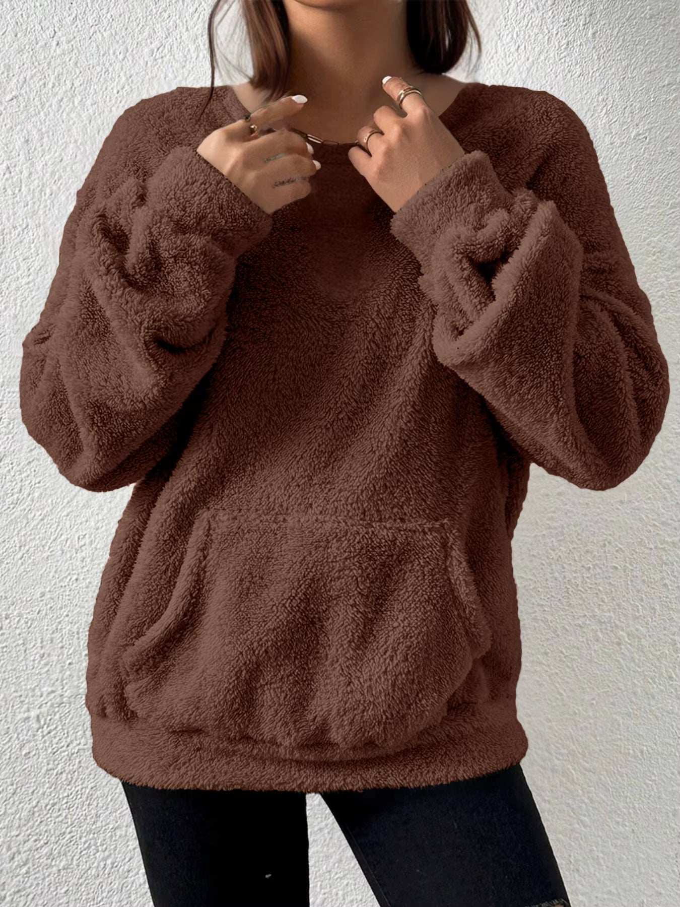Autumn and Winter Fashion Casual Comfortable Simple Solid Color Plush Long Sleeved round Neck Sweatshirt